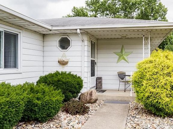 2nd image of 25941 Meadow Oak Ln