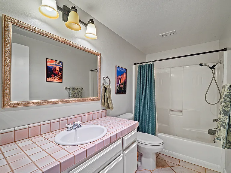 1015 Sparrow Ct — Photo 18