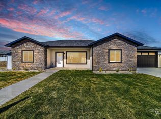 1444 Shelbi St, Twin Falls, ID 83301