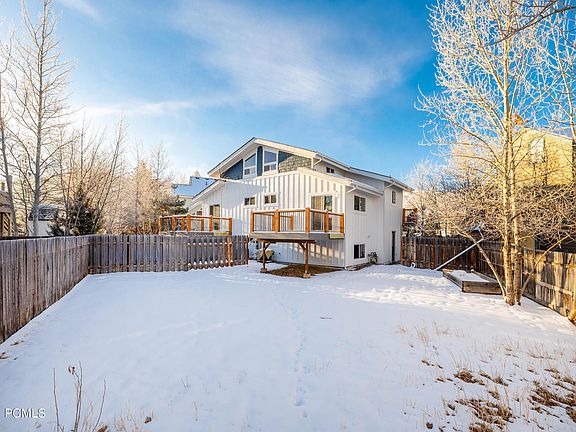 4th image of 2300-2302 Monarch Dr