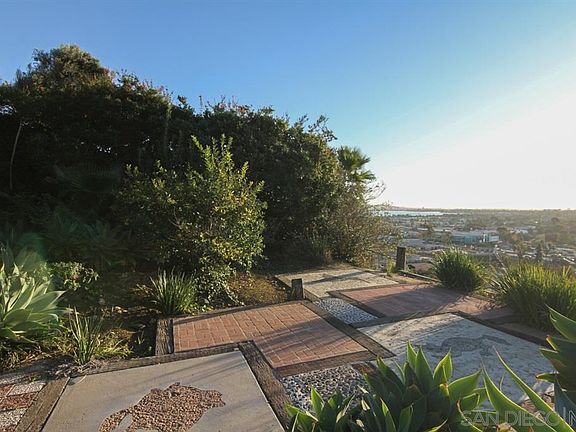 3rd image of 3946 Cadden Way
