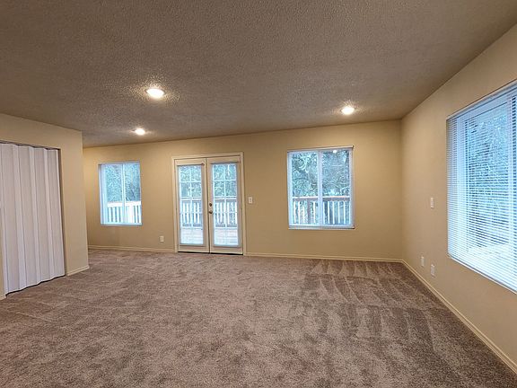 2nd image of 3902 255th St E Unit B