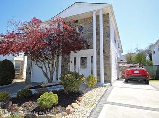 9 Brunswick St, Staten Island, NY 10314