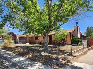 5900 Arroyo Dr, Farmington, NM 87402