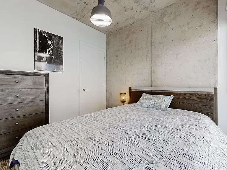 11 Charlotte St #1707 — Photo 24