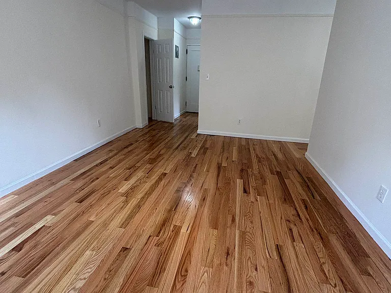 209 Bennett Ave #6D — Photo 14