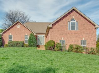 1023 Margaret Dr, Hendersonville, TN 37075