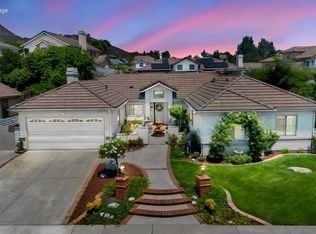 3995 Santa Tomas Pl, Thousand Oaks, CA 91320