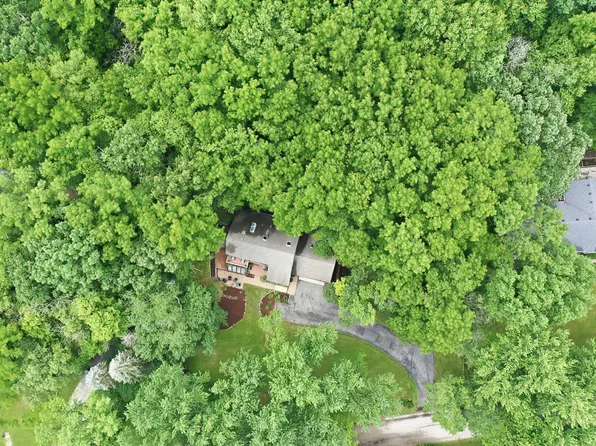 118 Brookbridge Rd, Trout Valley, IL 60013