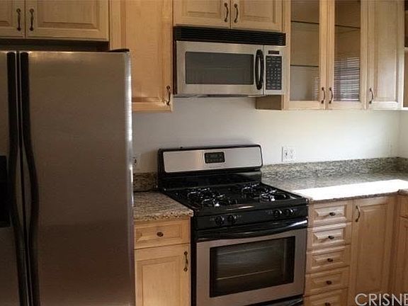 5th image of 2420 W Sunset Blvd APT 2