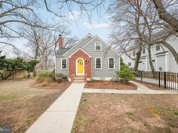 714 N Kensington St, Arlington, VA 22205