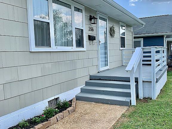 5th image of 2616 Copeland St