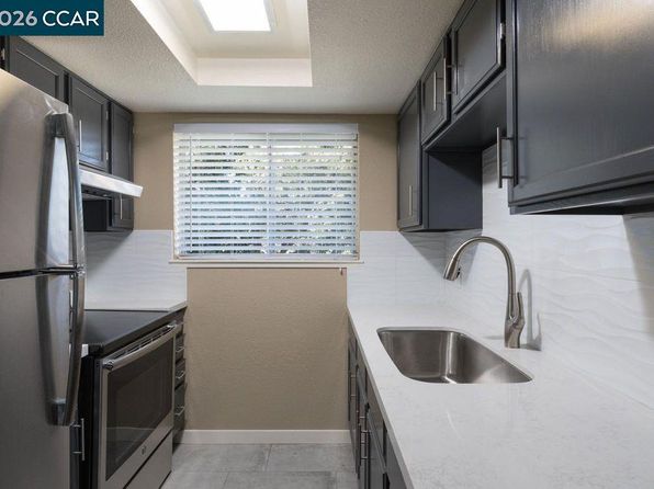 4800 Bayview Ave APT B