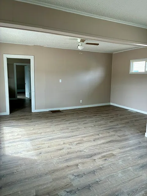 2 bed, $1,200 — Photo 4