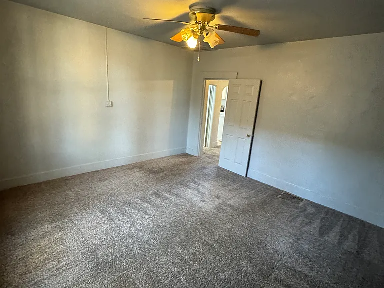 1820 Saint Clair Ave #A — Photo 16