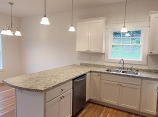 1 Pine Grove Dr #42, Hampden, ME 04444