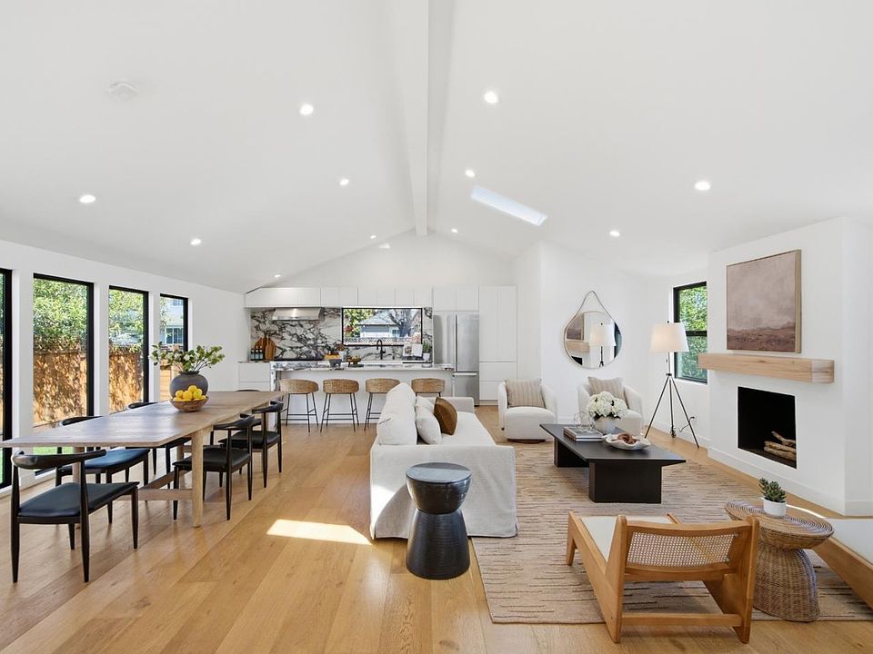 1st image of 909 Sunnybrae Blvd