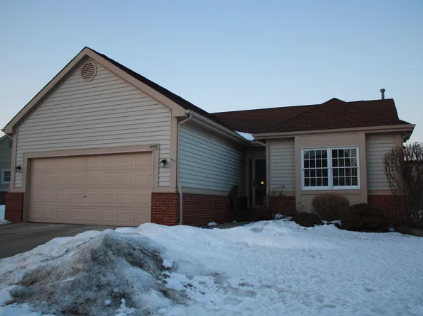 41681 Kenilworth Ln #1, Novi, MI 48377