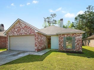 9282 Eagle Ct, Denham Springs, LA 70706