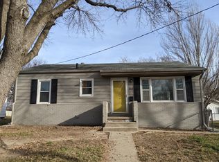 3915 13th St, Des Moines, IA 50313