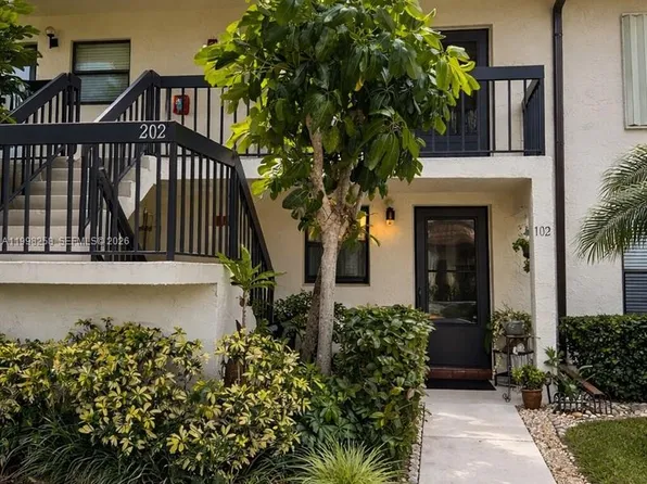 7269 Golf Colony Ct APT 202, Lake Worth, FL 33467