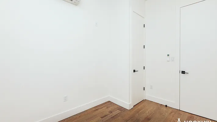 Rented by Nooklyn NYC LLC | media 16