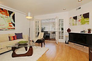 1st image of 901 10th St APT 203