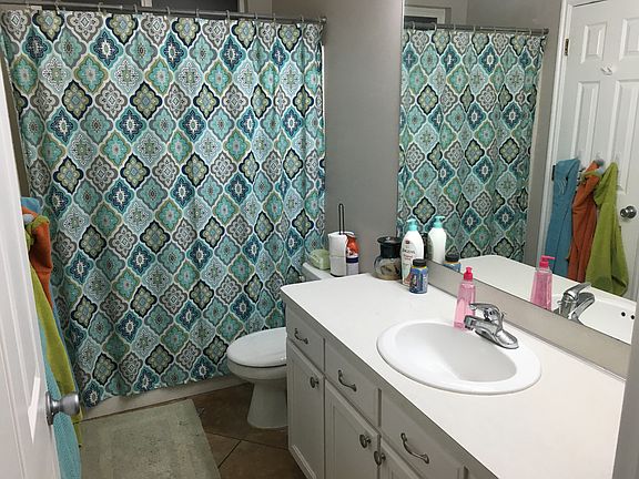 Main floor bathroom