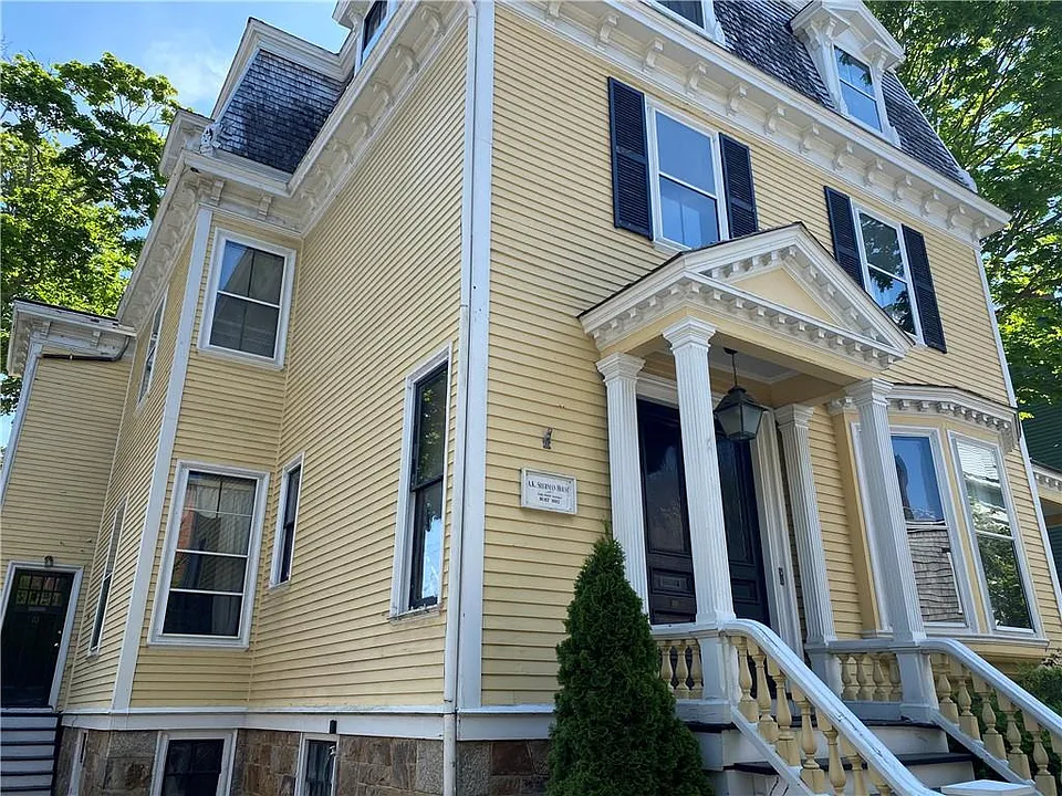 12 Clarke St