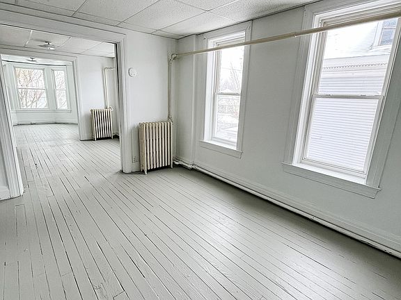 5th image of 911 State St #2