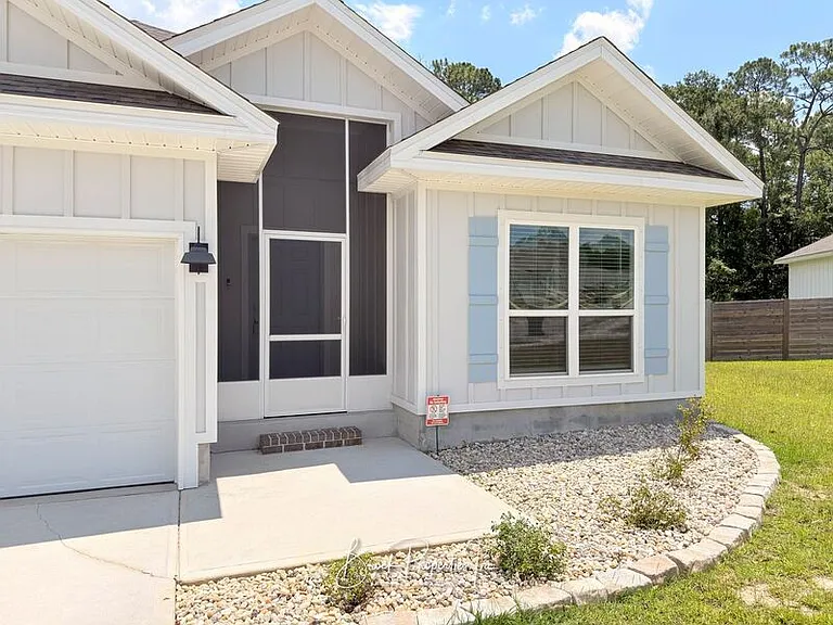 6052 Rutherford Loop — Photo 2