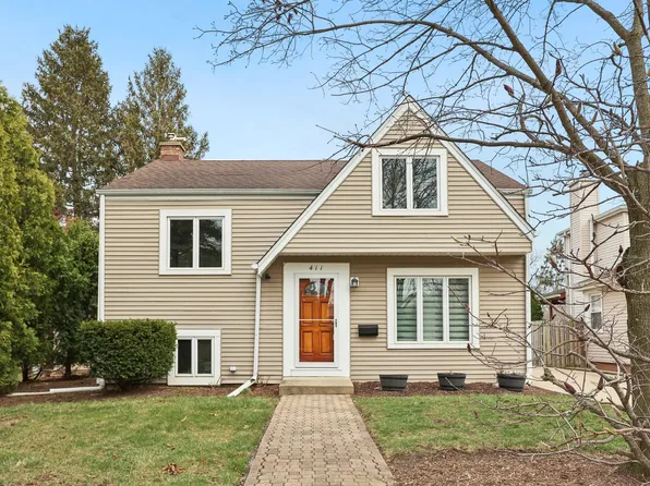 411 S Michigan Ave, Villa Park, IL 60181