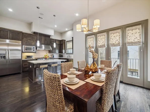 1416 Lake Pointe Pkwy, Sugar Land, TX 77478