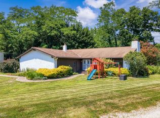 10589 Ridgewater Dr, Painesville, OH 44077