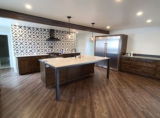 5717 Alegria Rd NW, Albuquerque, NM 87114