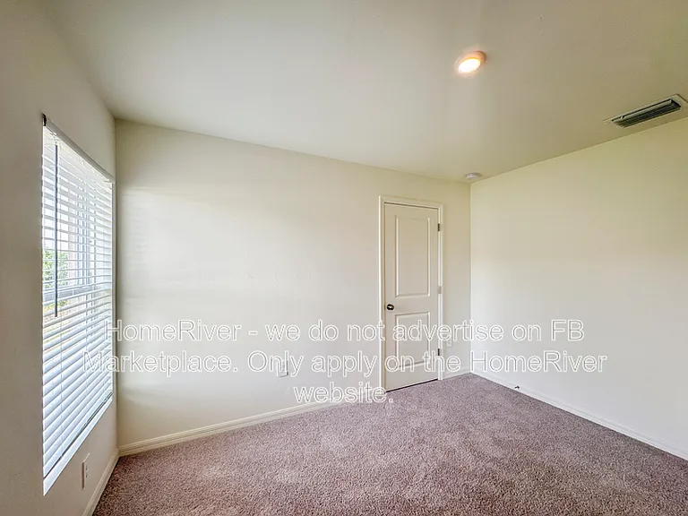 1822 NW 27th Ter — Photo 17