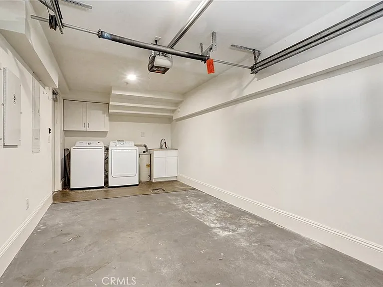 2323 S Beverly Glen Blvd #8 — Photo 35