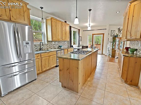 5th image of 1522 Monarch Dr