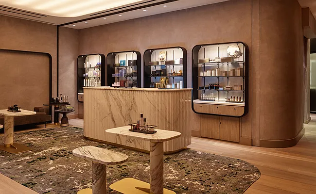 Rented by Compass | media 76