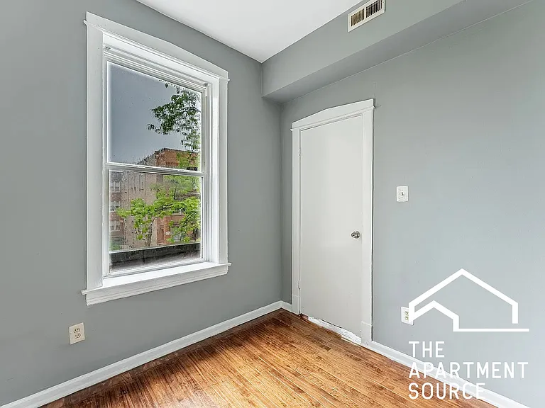 1426 S Avers Ave #2 — Photo 10