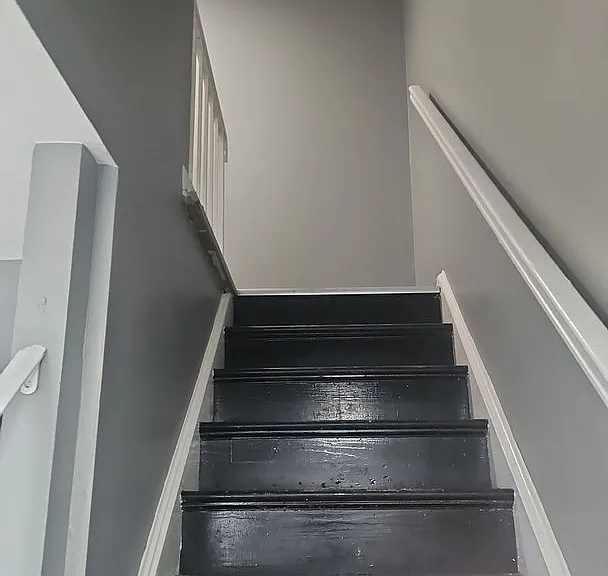 940 Miller Ave — Photo 8