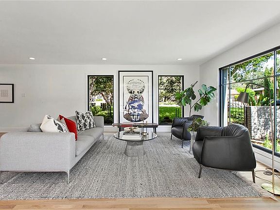 5th image of 301 Briarwood Trl
