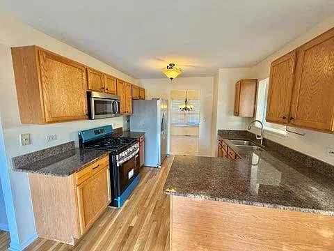 1701 Courtwright Dr — Photo 7