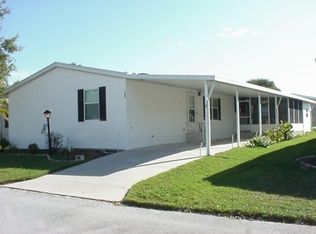 120 Choo Choo Ln, Valrico, FL 33594