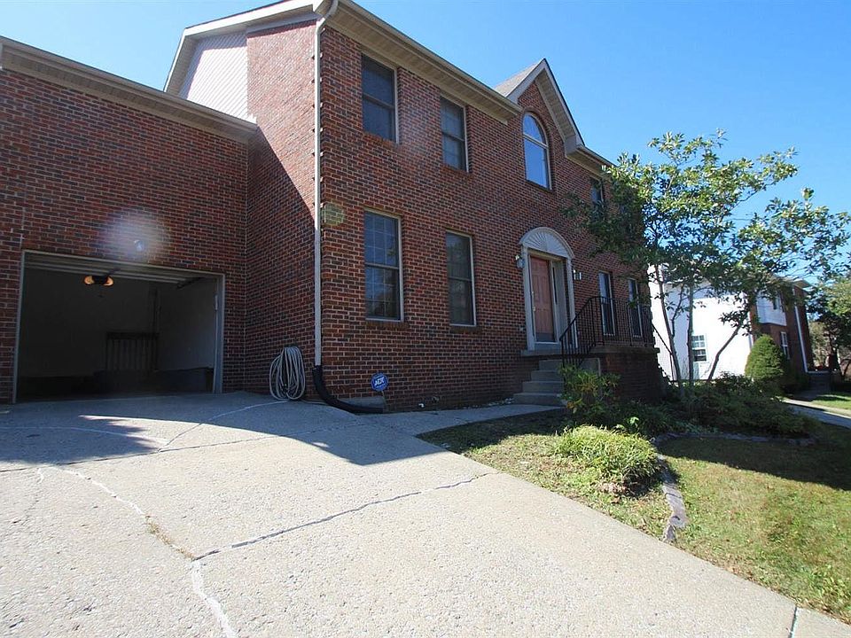 1st image of 4040 Palmetto Dr