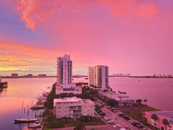 7910 Harbor Island Dr APT 1105, North Bay Village, FL 33141