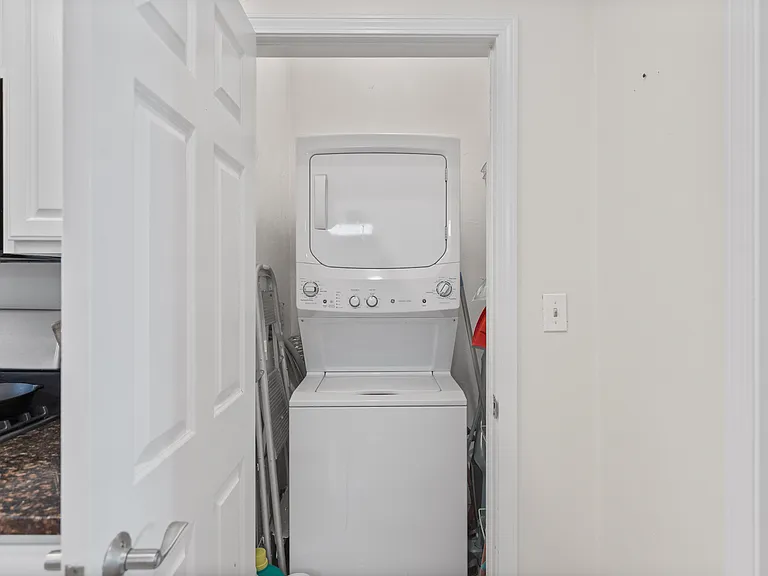 23 Dorchester St #1 — Photo 8