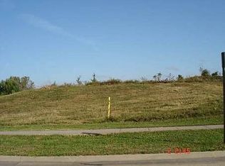 1919 13th St, Coralville, IA 52241