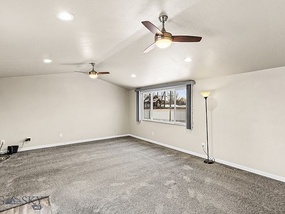 5th image of 2155 Pueblo Dr