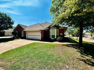 36 Butterfly Creek Blvd, Edmond, OK 73013